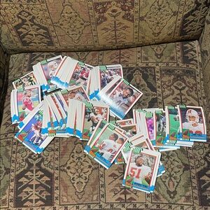 1990 Topps Football Trading Cards bundle